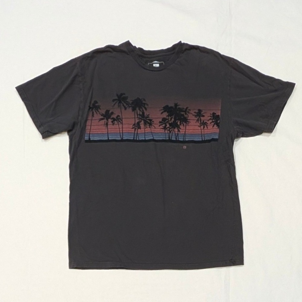 Lot of 2 Quiksilver Waterman Collection Palm Tree Graphic T-Shirts Mens XL